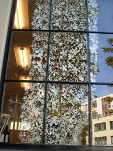 ams-window01